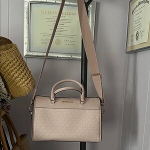New! Michael Kors Blush Crossbody Bag